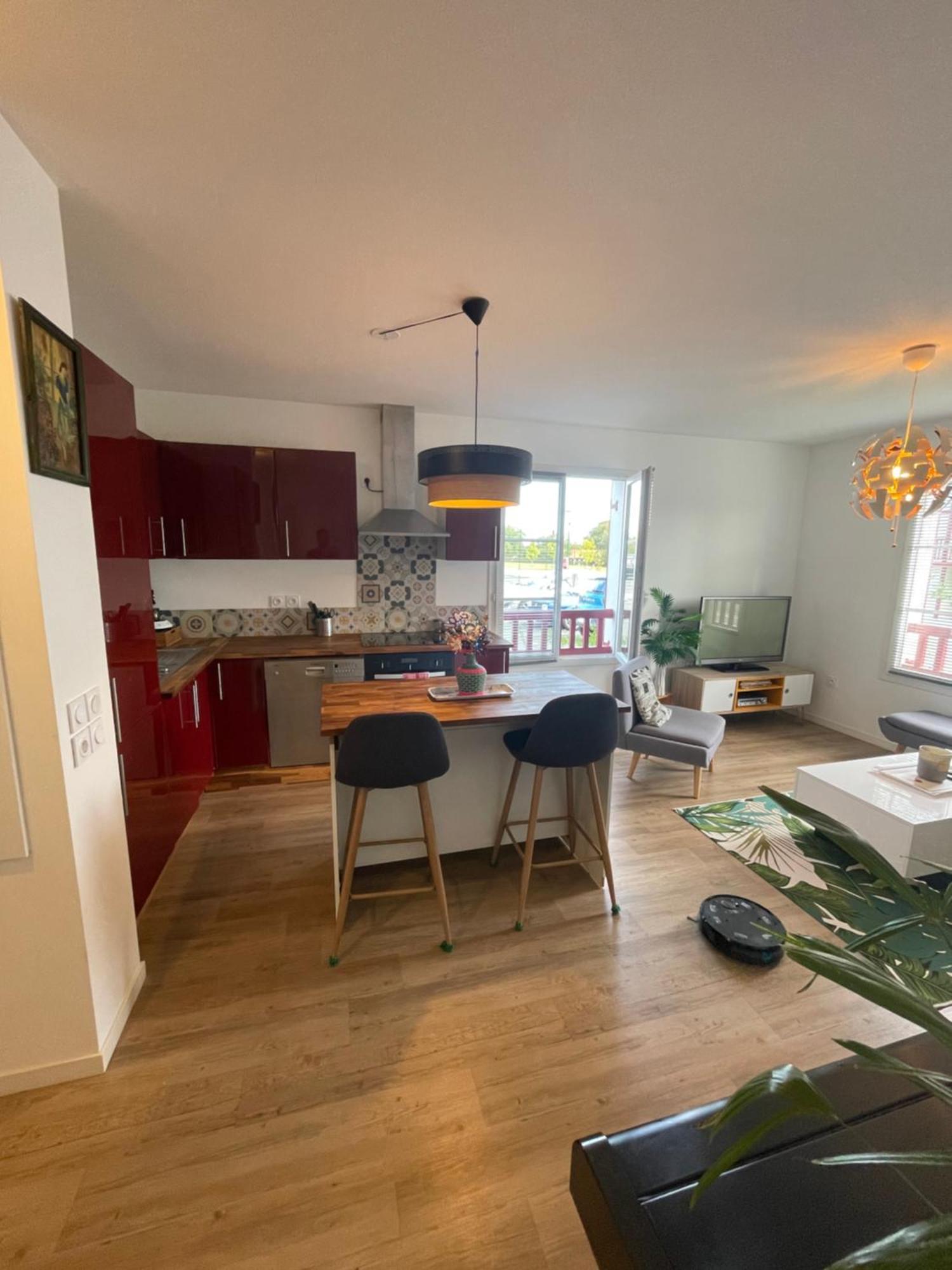 Charmant Appartement Larressore エクステリア 写真